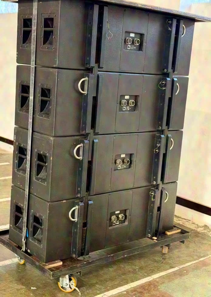 L-Acoustics v-Dosc incl. 4er Chariots als 24er Set