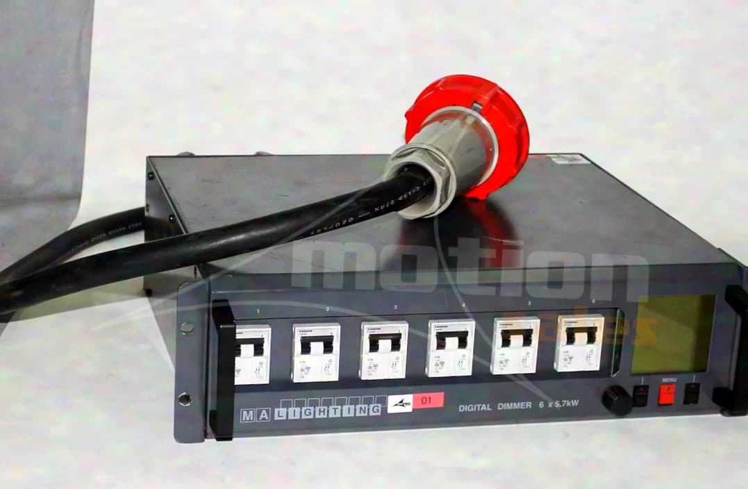 MA LIGHTING Dimmer 6x5,7kW 2x Han6H sans RCD