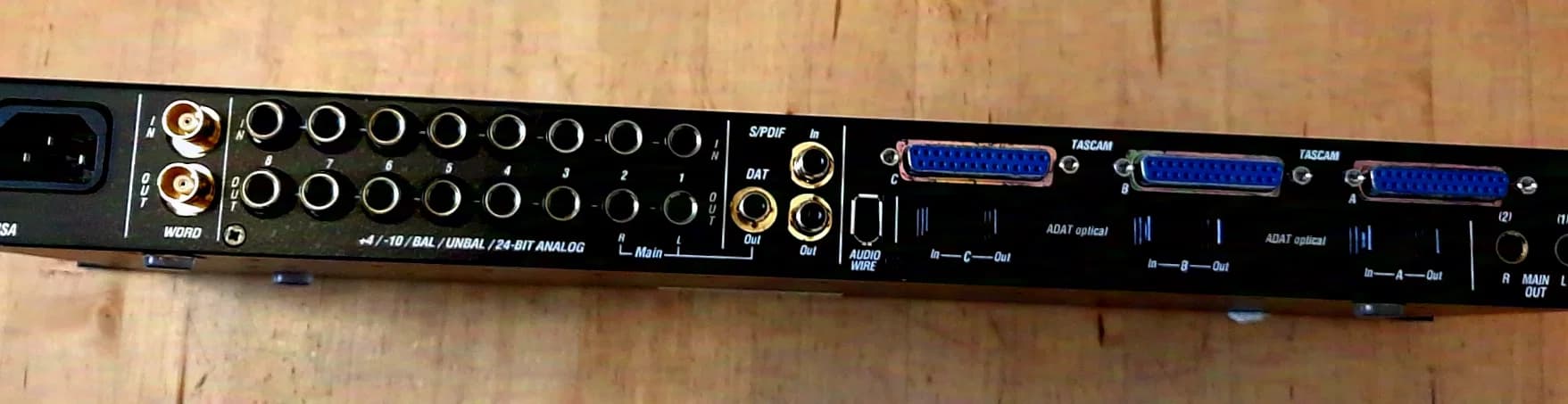 MOTU Audio - Interface Motu 2408 mk2