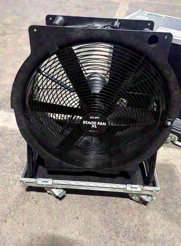MagicFX Stage Fan XL Avec Amptown Case