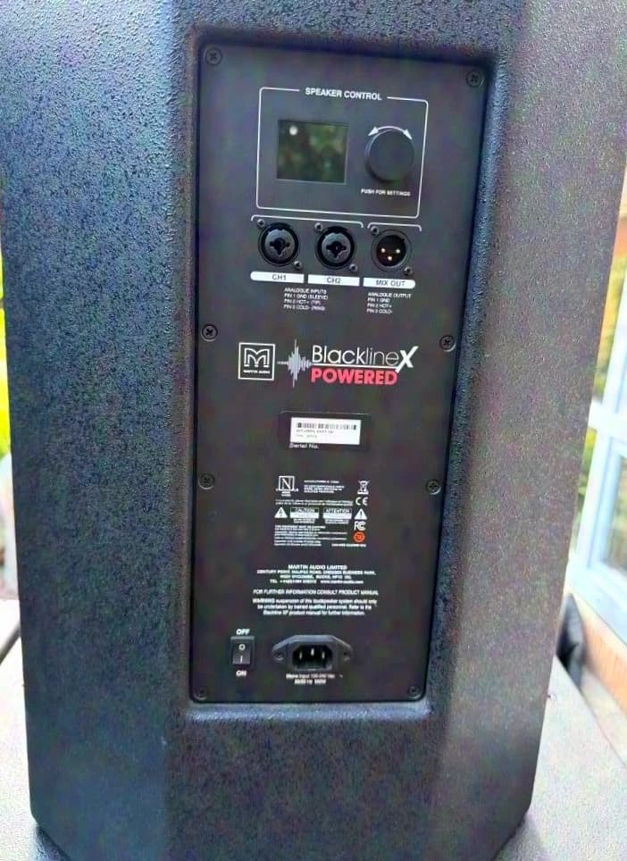 Martin Audio Blackline XP15 Blackline XP118