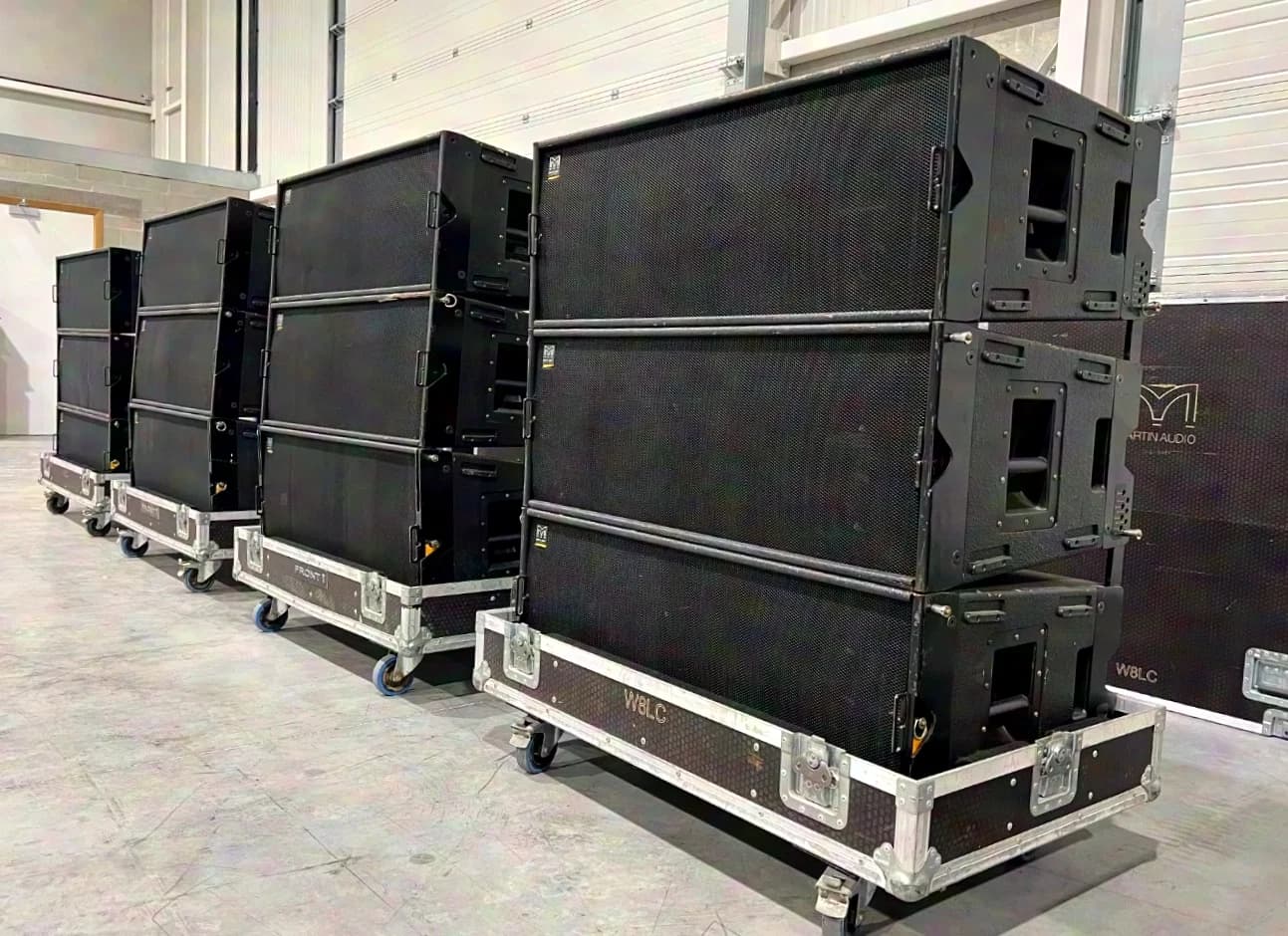 Martin Audio W8LC(D) 12"/2x6,5"/3x1" line array (12x)