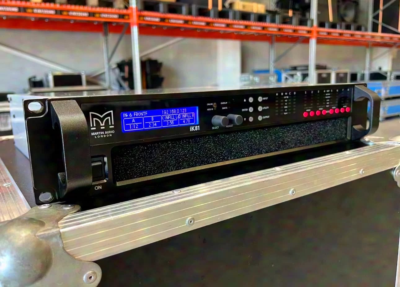 Amplificateur 8 canaux Martin Audio iKON iK81 8x1250W
