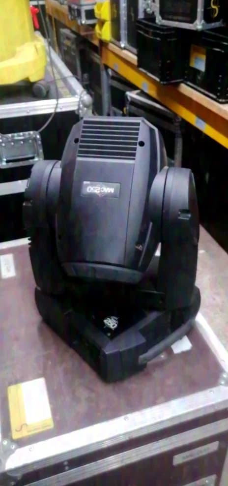 Martin Mac 250