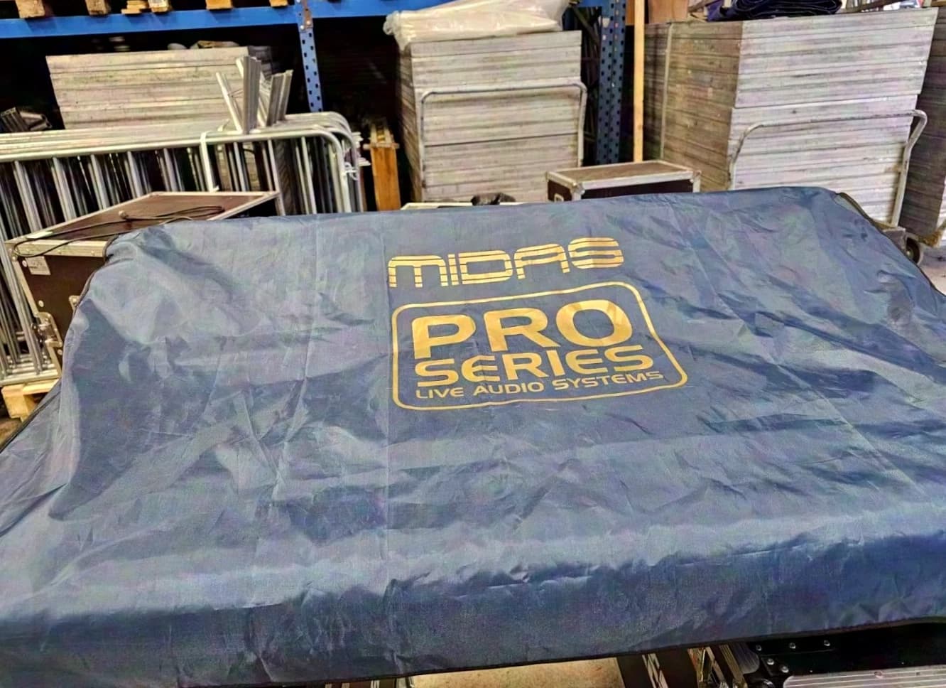 Midas Pro 2 Midas Pro 2 + Dl 251 + Dl 153 64 ch