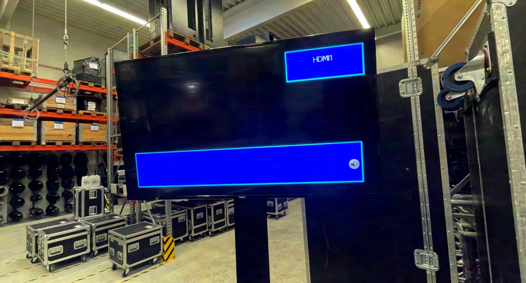 NEC MultiSync® E425 LCD 42" Essential Large Format Display