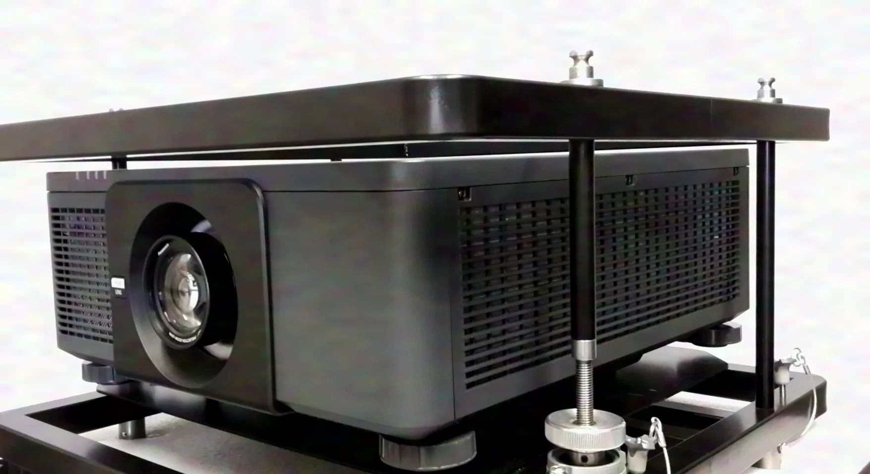 NEC PX803UL-BK Projecteur laser Projecteur DLP à 1 puce