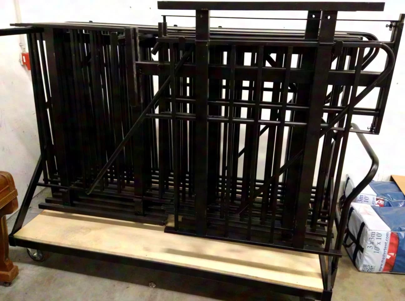 Garde-corps de sécurité NIVOflex pour praticables de scène