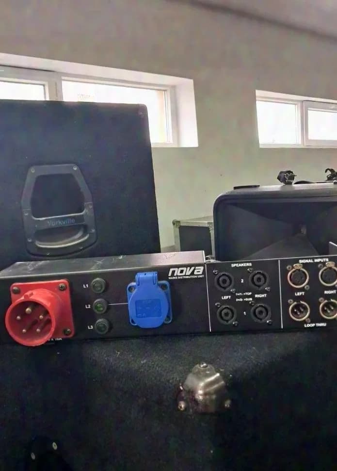 Panneau de brassage NOVA pour rack d’amplificateur