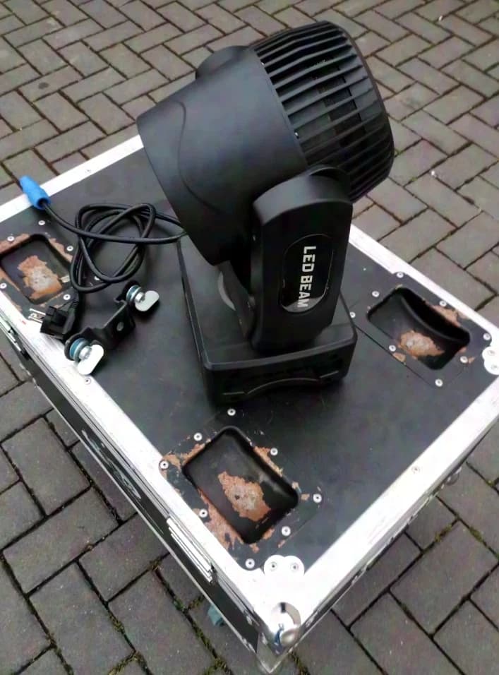 Nightlite Lyre Beam LED 80W