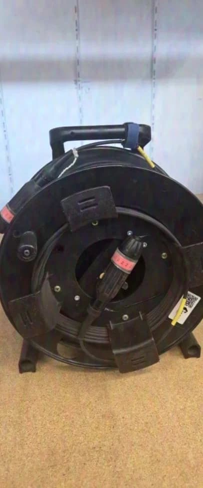 Optocore câble à fibre optique à 2 fibres avec connecteur HMA ("Military") 150m