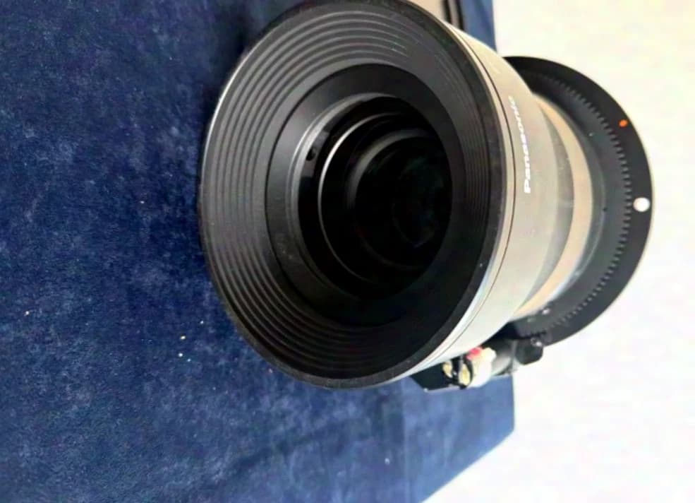 PANASONIC ET-DLE3 objectif zoom 2,8 - 4,6