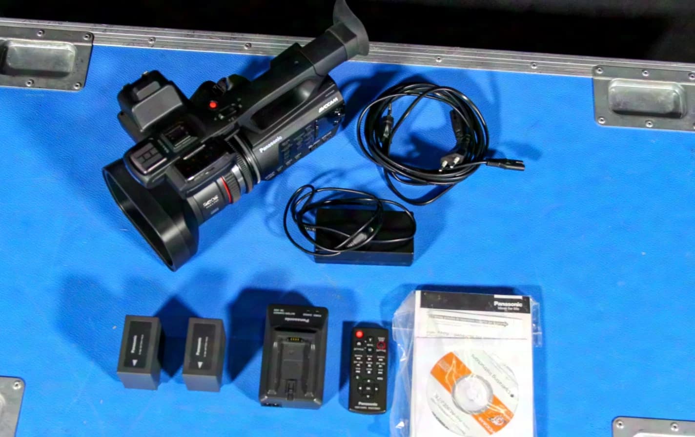 Caméscope Full-HD Panasonic AG-AC90