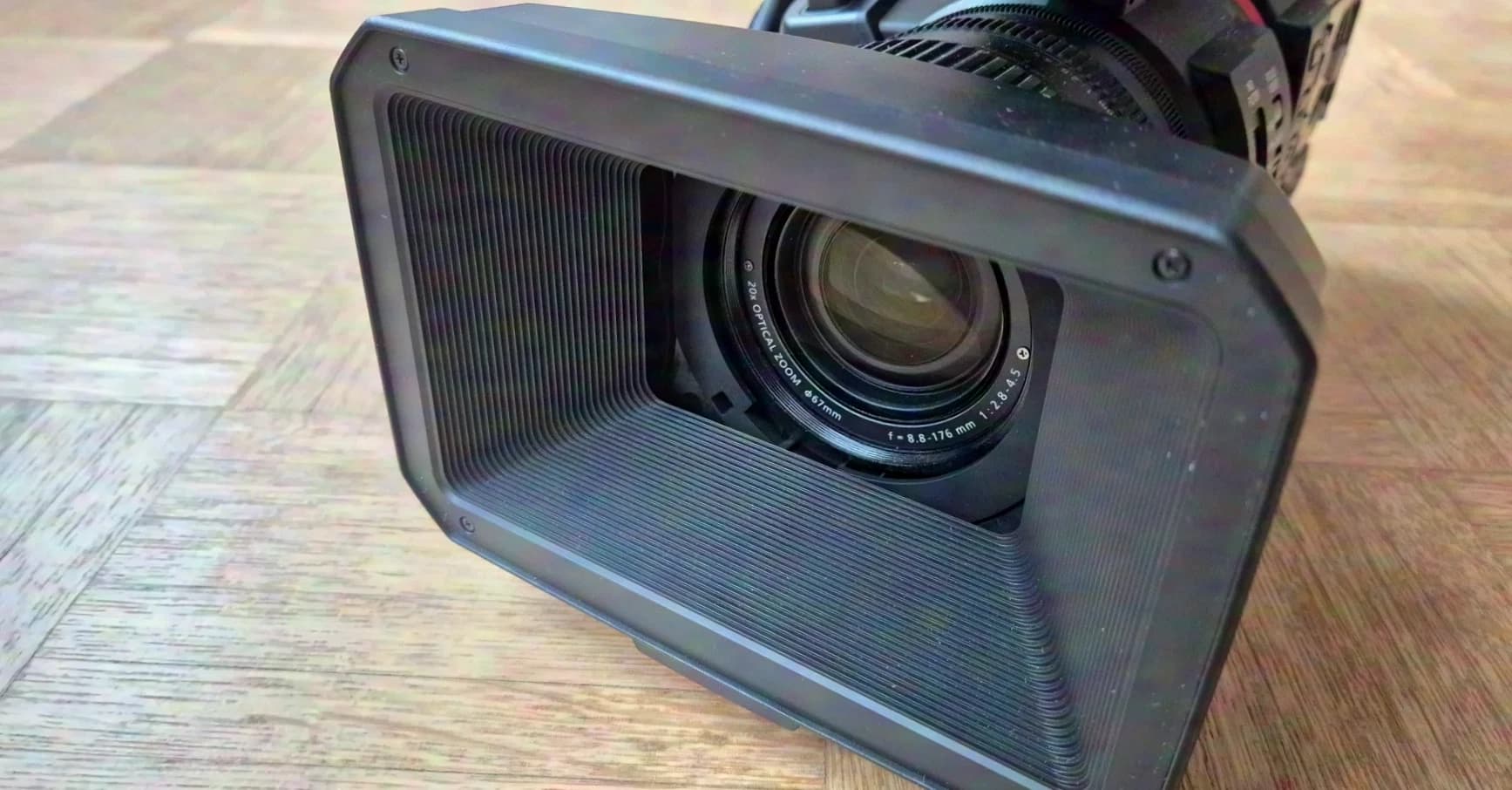 Panasonic AG-CX350 avec accessoires et sac Manfrotto