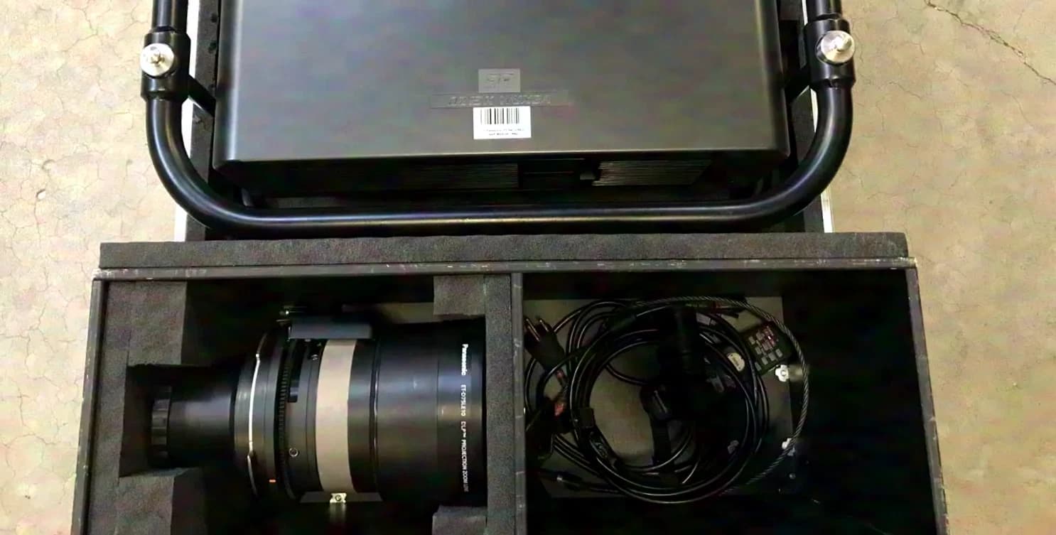 Panasonic DZ13K avec objectif ET-D75LE10