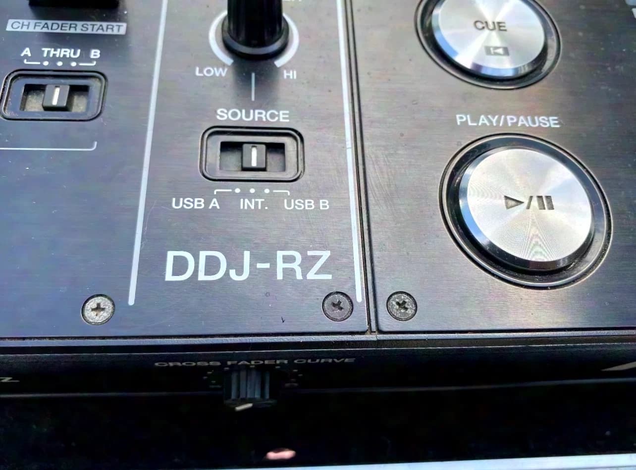 Pioneer DDJ-RZ