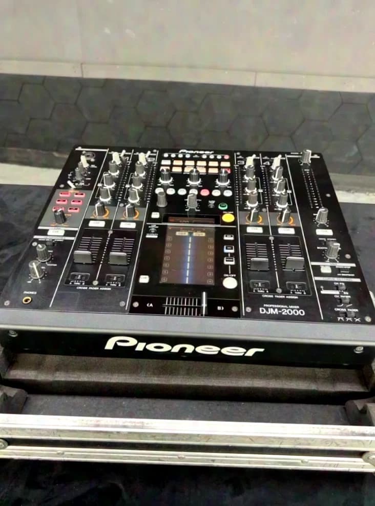 Pioneer DJM-2000 NXS