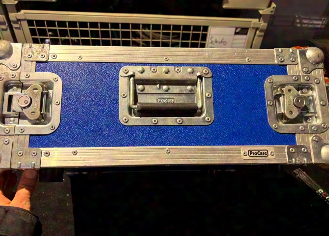 ProCase 19" Double Door 4HE
