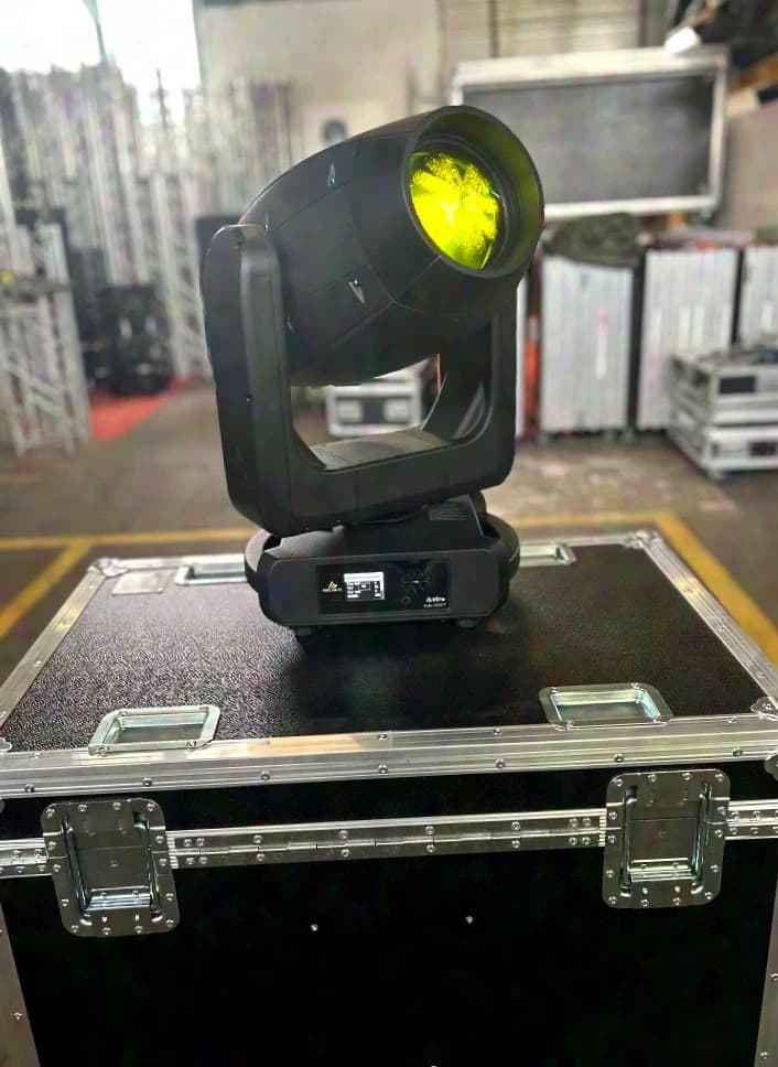 Prolights Astra Hybrid330IP COMME NEUF