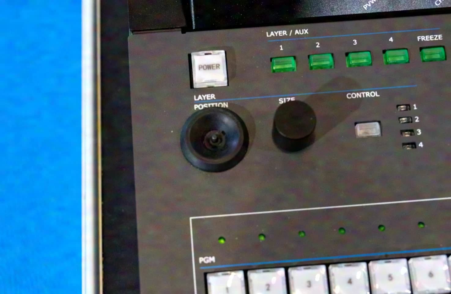 RGBlink M3 Live (Mélangeur vidéo tout-en-un pour événements et streaming)