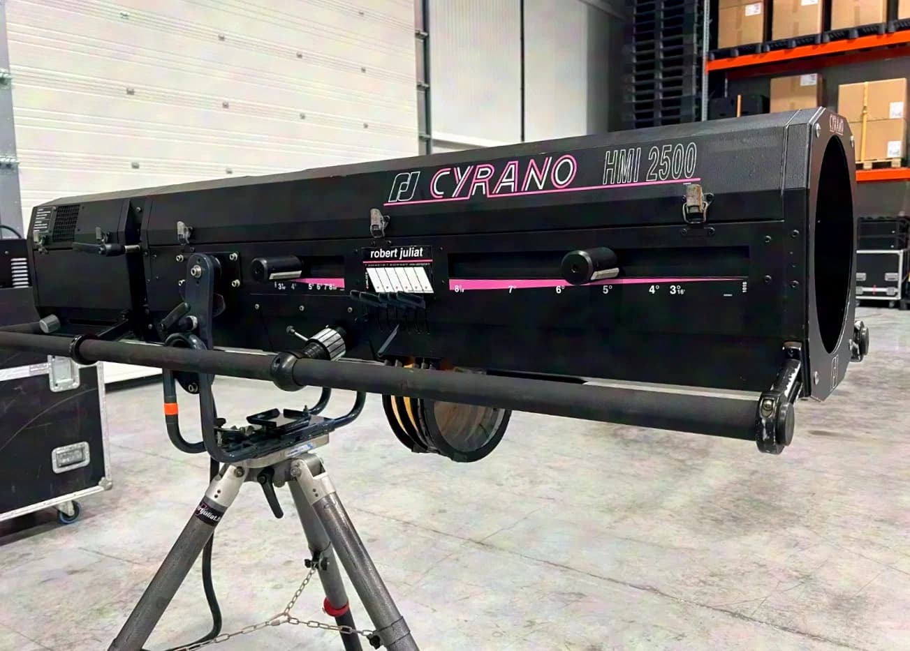 Robert Juliat Cyrano 2500W HMI projecteur de poursuite (2x)