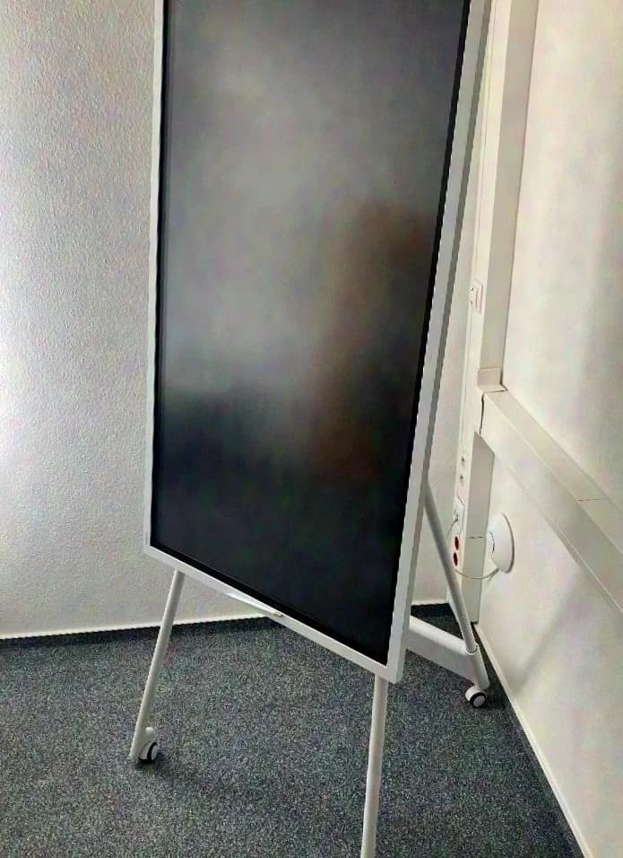 Samsung Flip 2 (55 Zoll) WM55R - Paperboard numérique avec chariot STN-WM55R (DÉFECTUEUX)