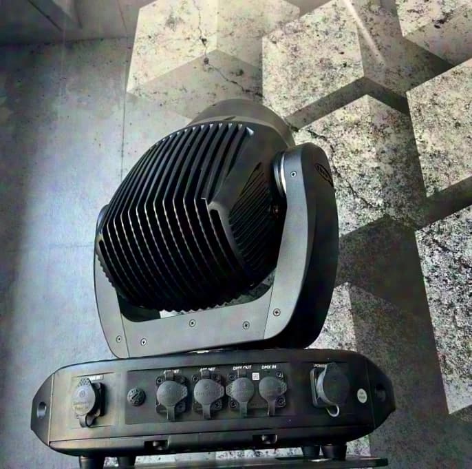 Showtec Polar 100 Beam - IP65 Beam Moving Head B-Ware