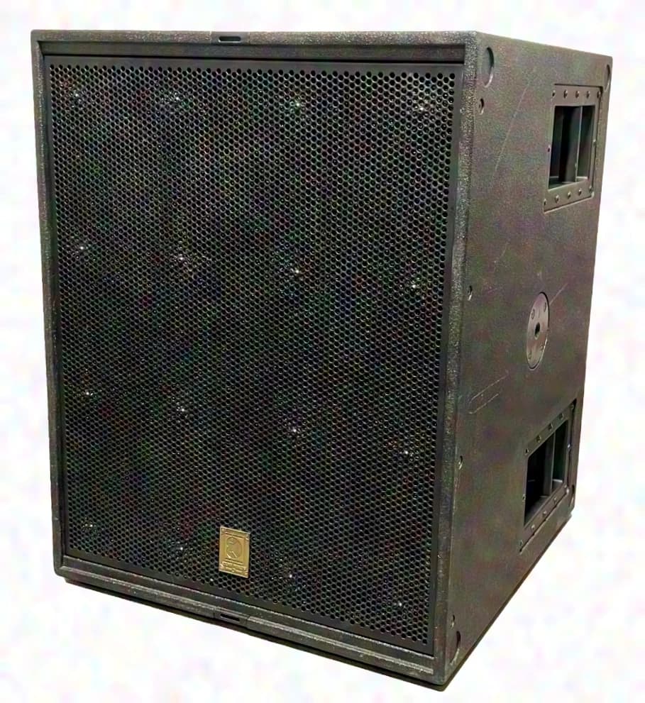 Sound Projects | Série Sub - SP18E