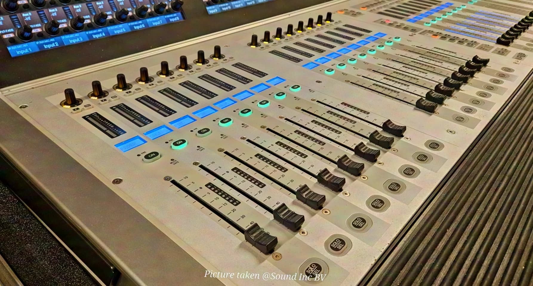 Soundcraft Vi5000