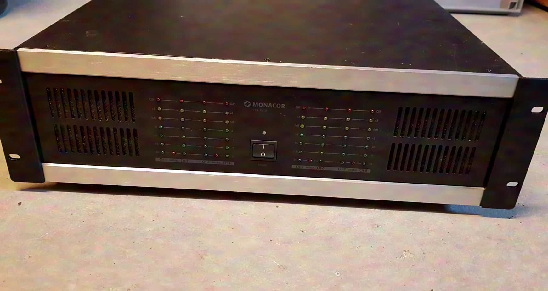 Stage Line STA-1508 amplificateur de puissance PA 8 canaux 8x160W
