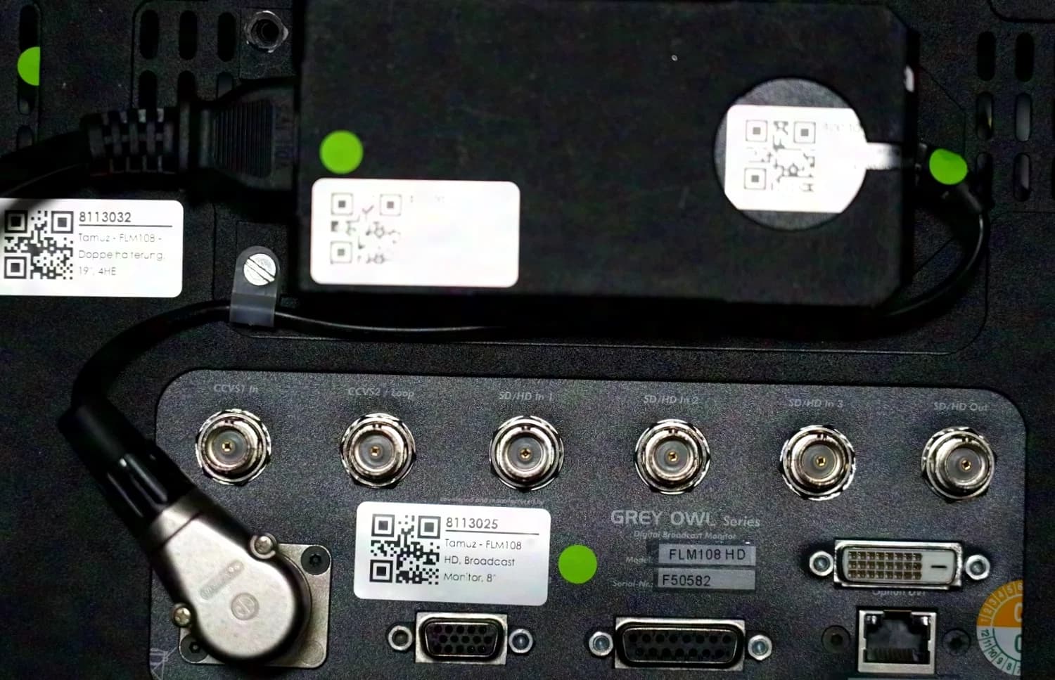 TAMUZ FLM 108HD 2 x 8,4" Pont moniteur de référence !