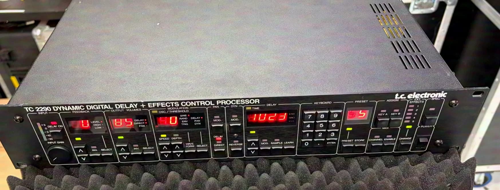 TC ELECTRONIC TC 2290 Délai numérique dynamique