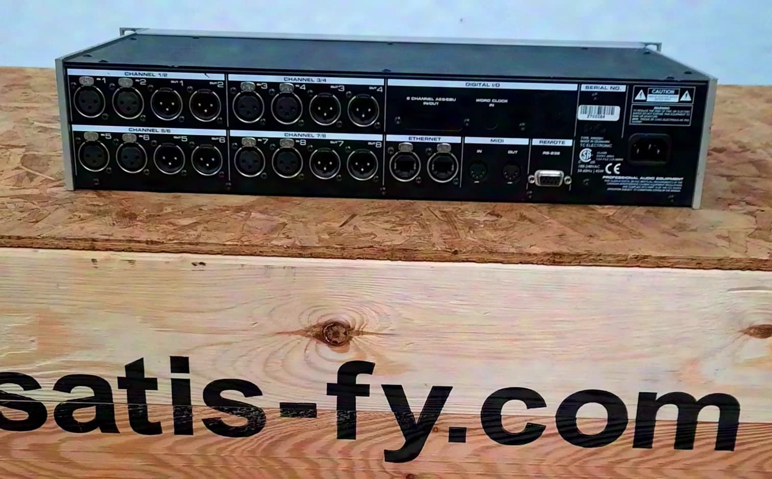 TC EQ Station, EQ numérique 8 canaux