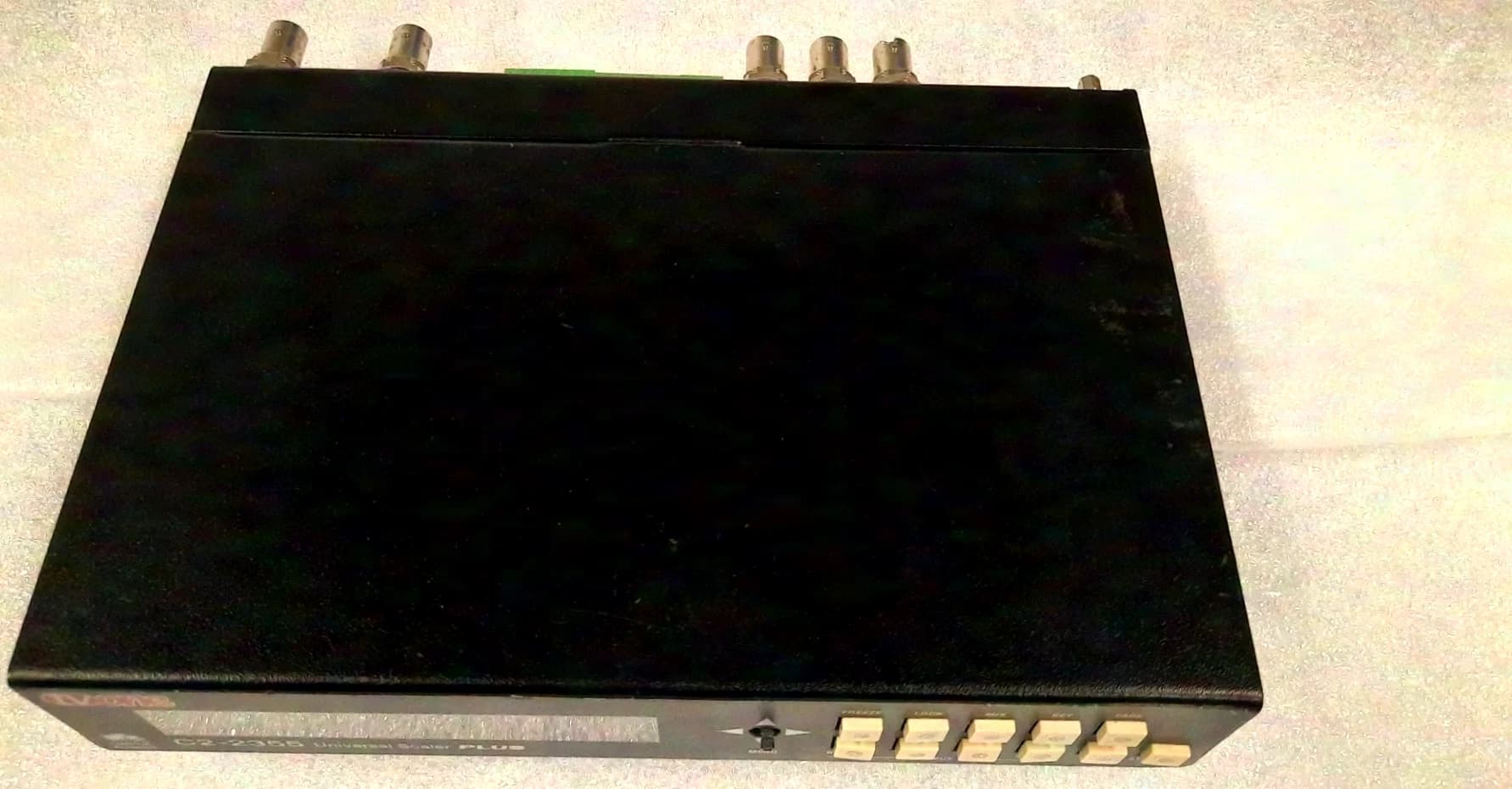 TVOne C2-2355A – Processeur vidéo Scaler / Switcher