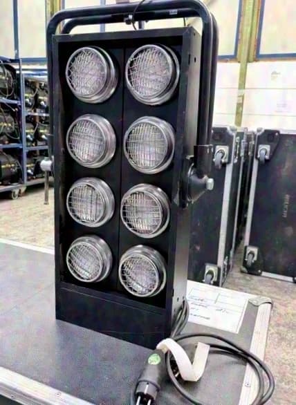 Thomas 8-Lite Blinder 650W DWE