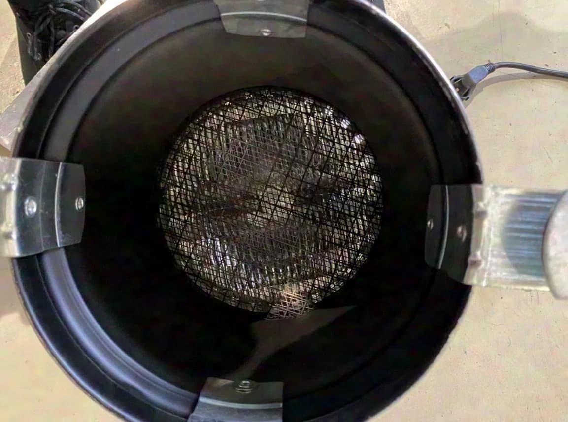 ULTRALITE UPT64LPPR Lampe PAR-64 incl. source GE CP88 500W, ajusteur de lampe, Safety argenté
