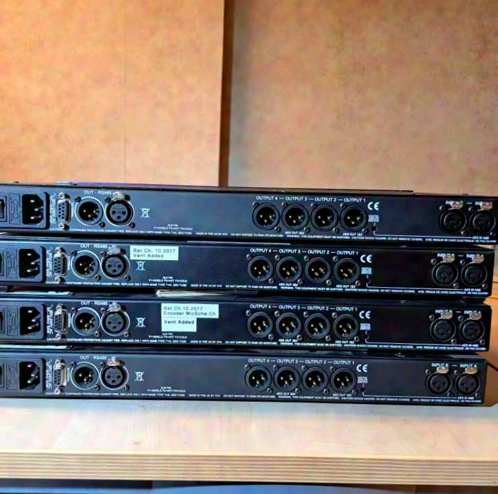 XTA DP424 système de gestion audio numérique