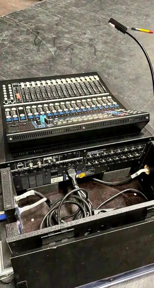 YAMAHA LS9-16 Yamaha LS9-16