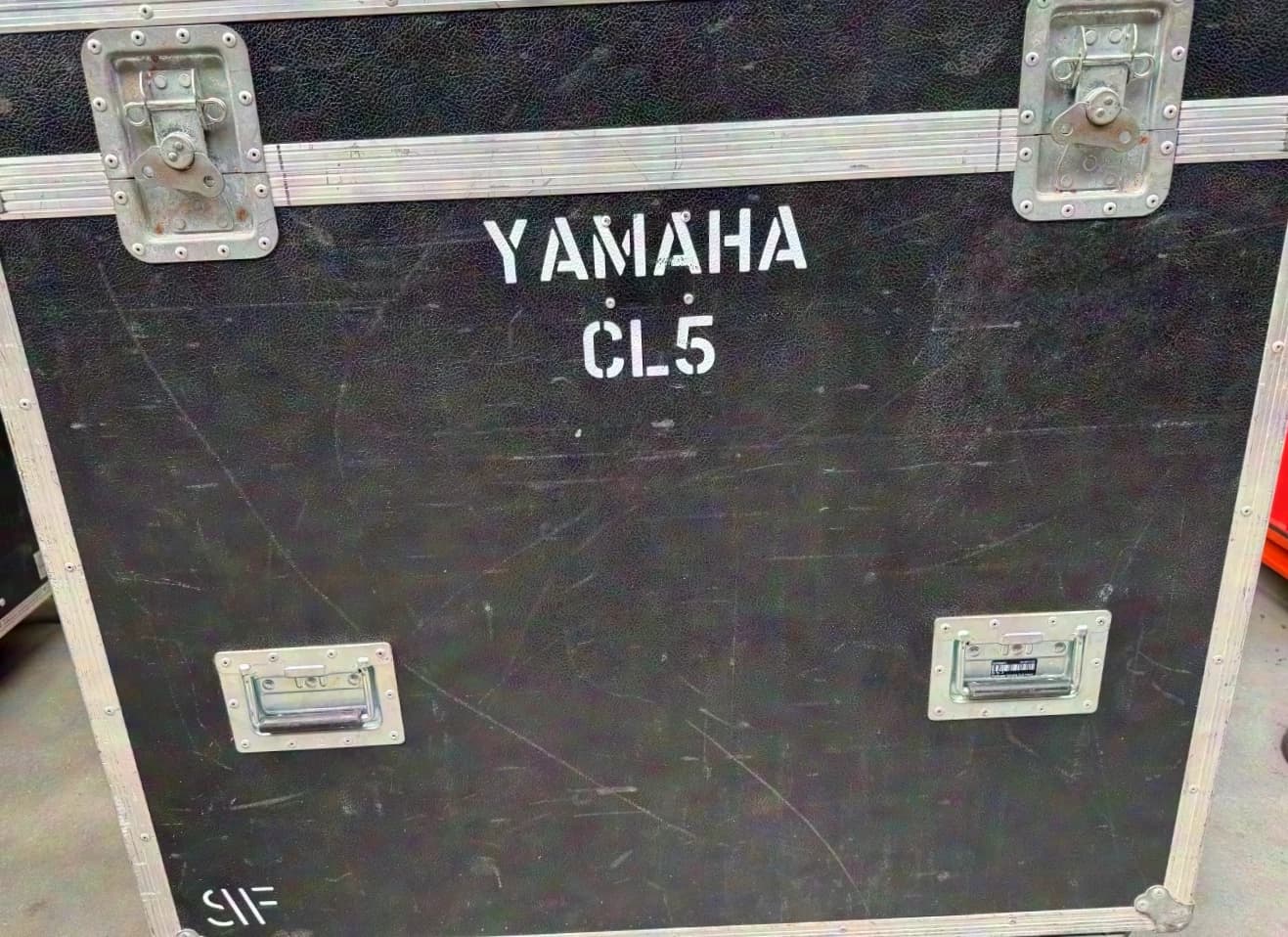 Yamaha CL5 Digital Mixer