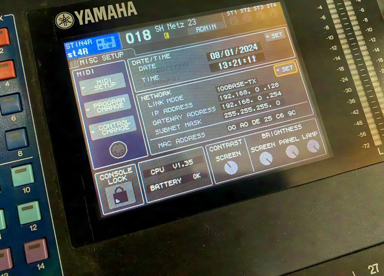 Yamaha LS9-32