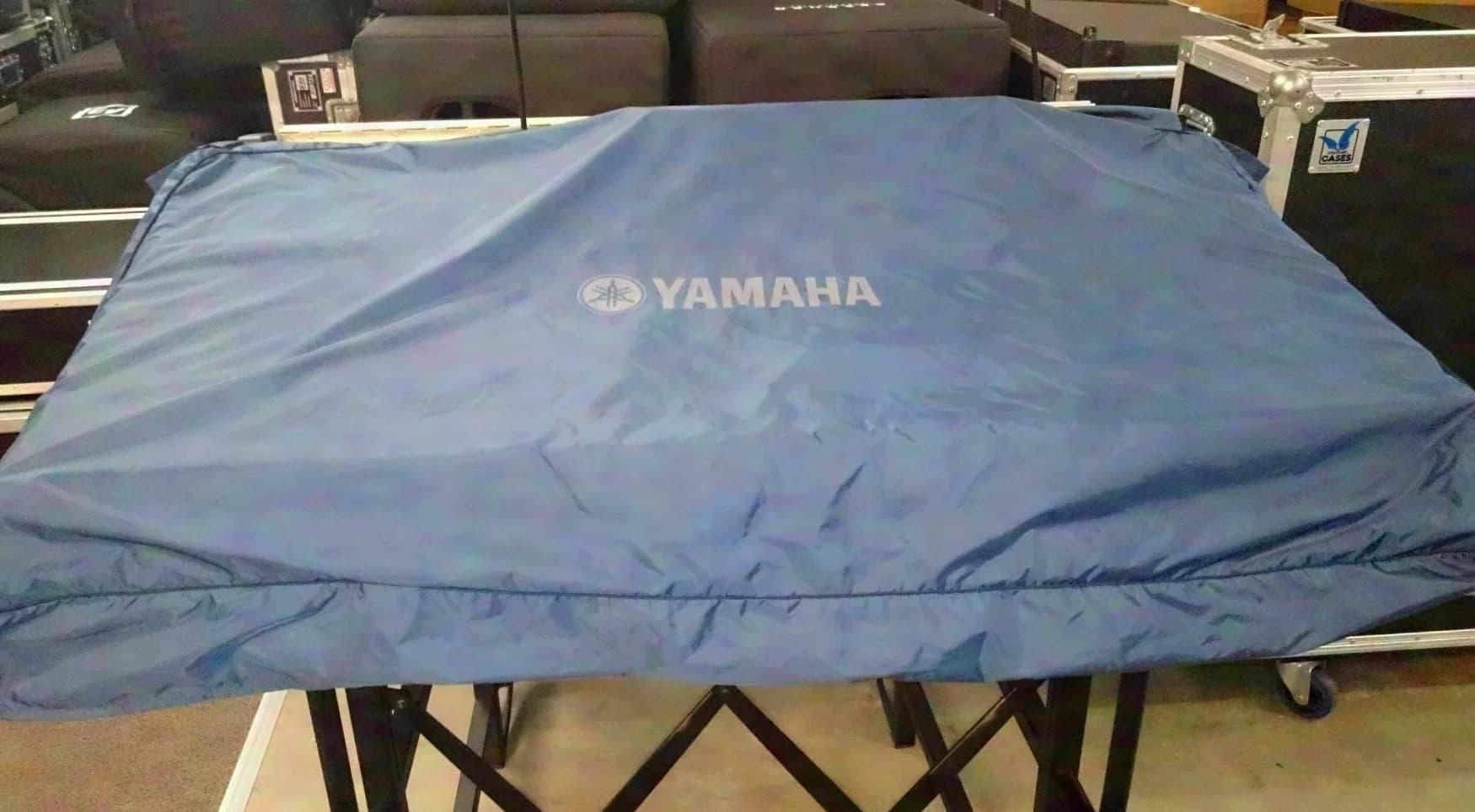 Yamaha M7CL48, Excellent état, comme neuf, avec Case