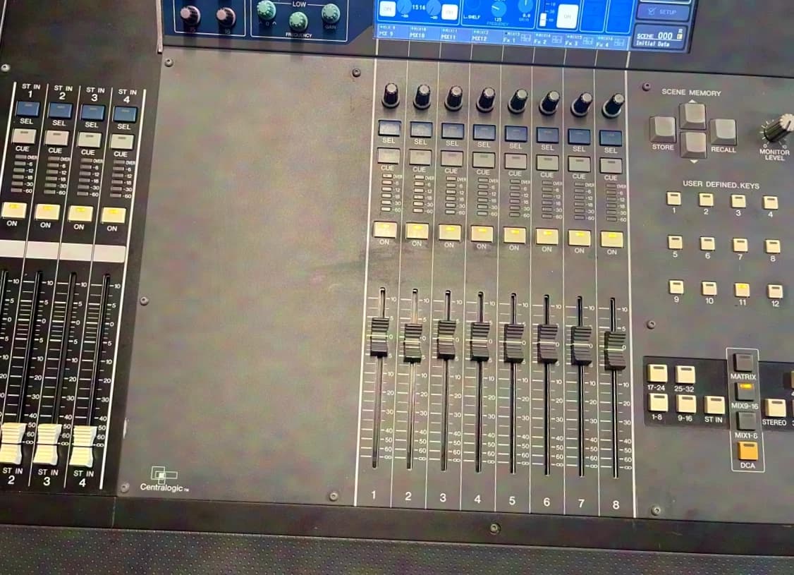 Yamaha M7CL