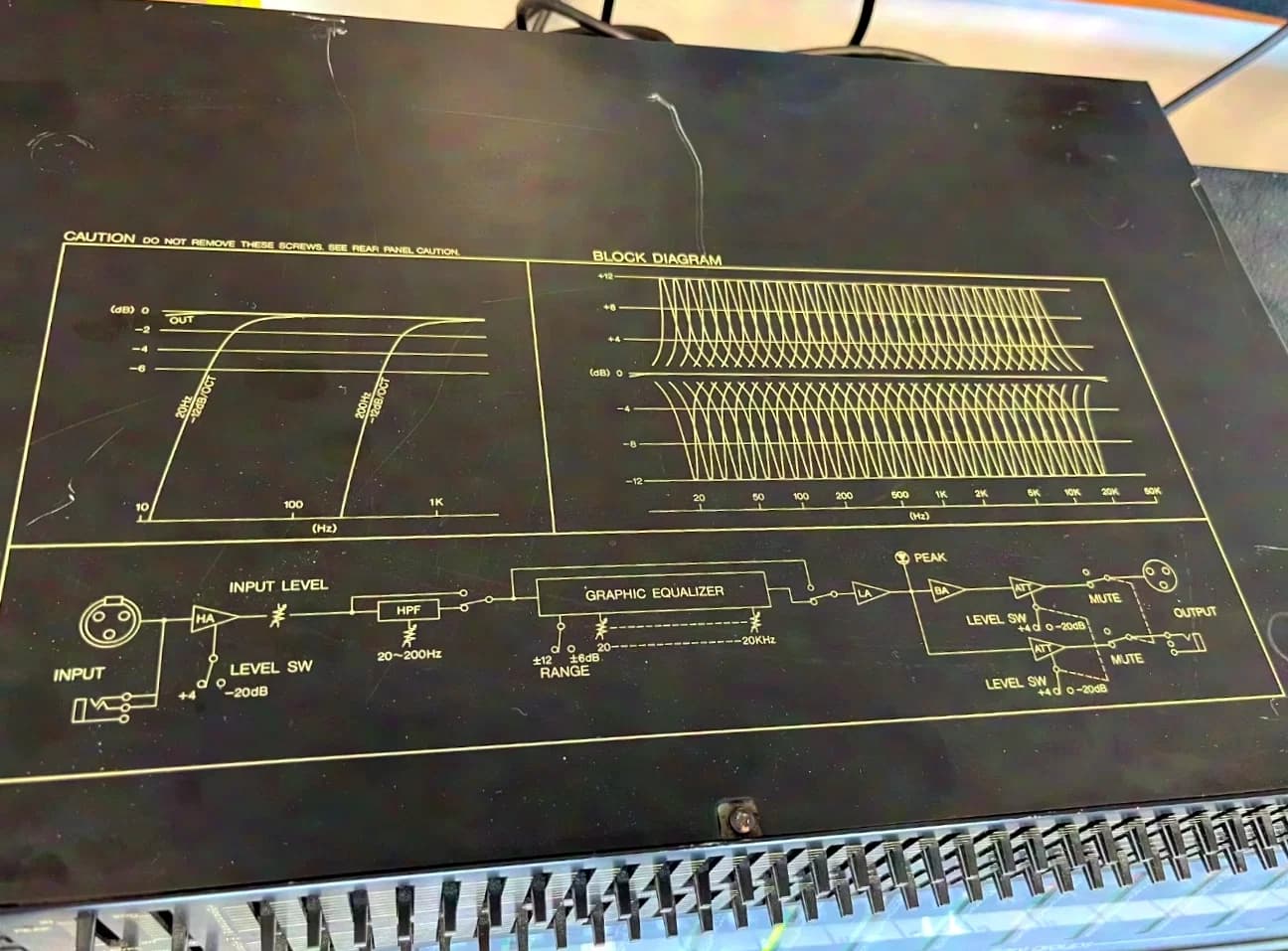 Yamaha Q2031 Égaliseur graphique à double canal
