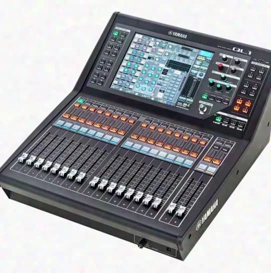 Console de mixage numérique Yamaha QL1
