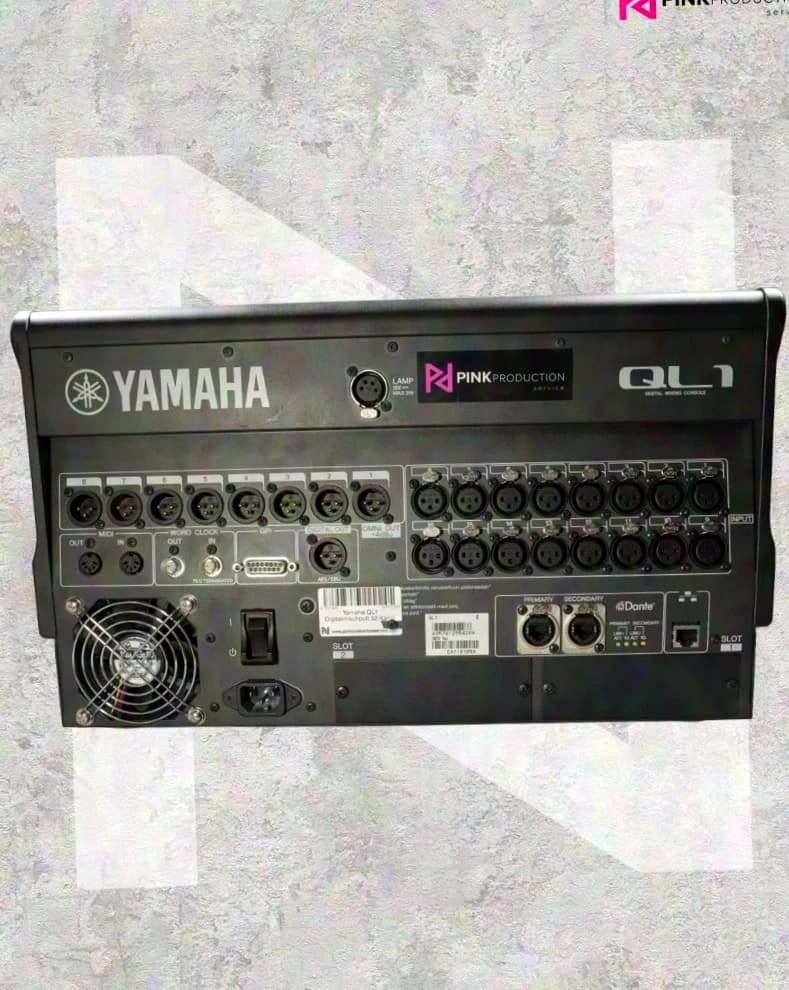 Console de mixage numérique Yamaha QL1