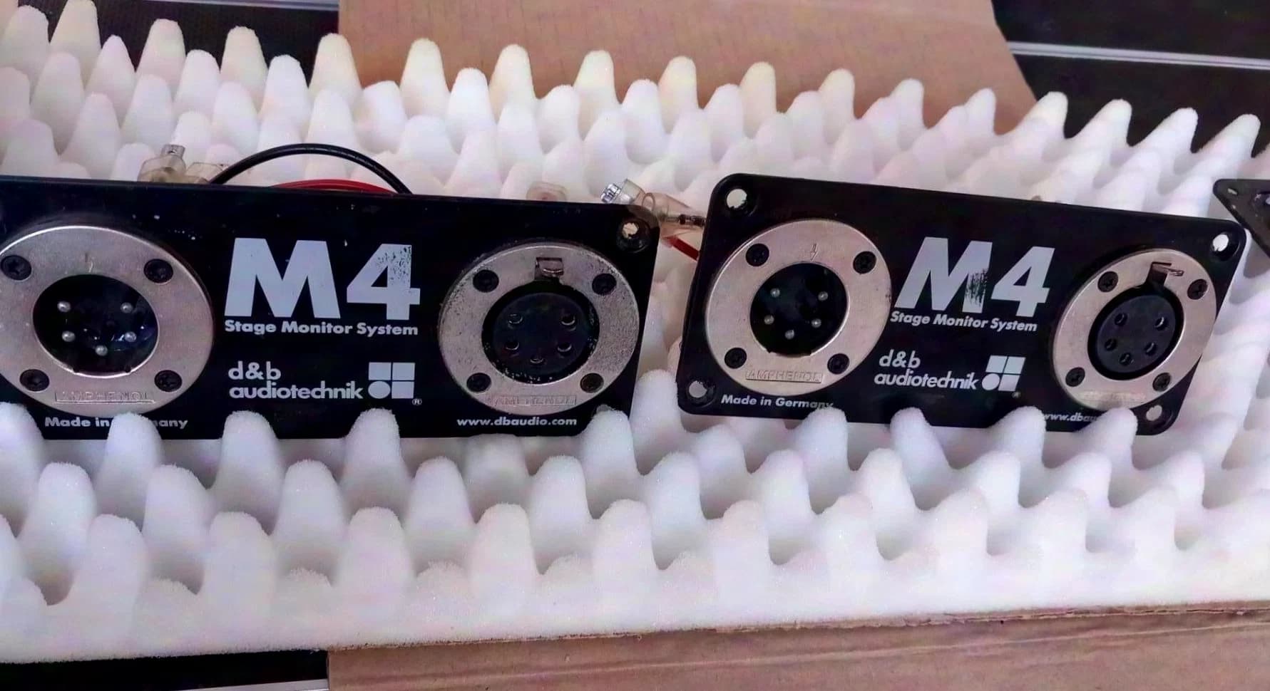 panneau de connexion d&b EP5 M4