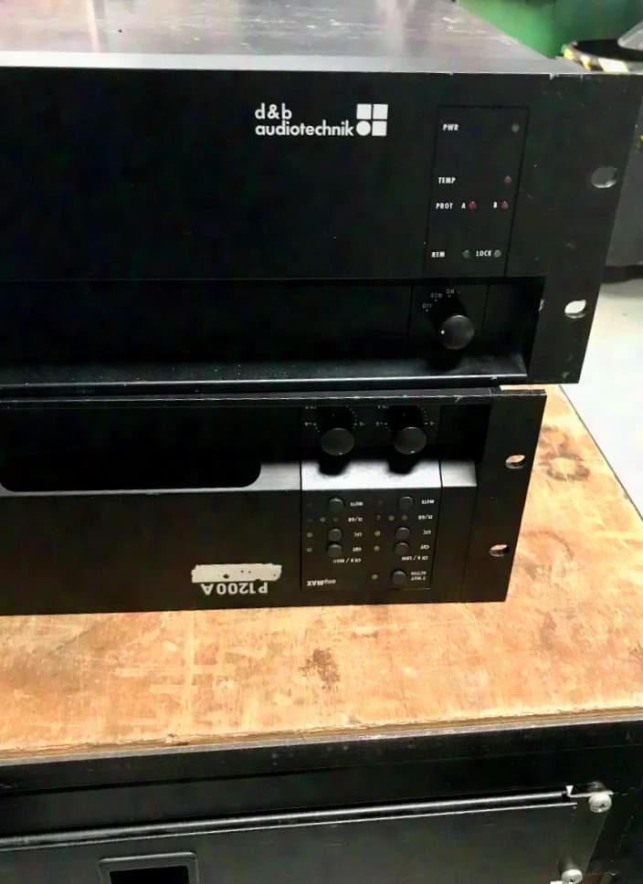d&b P1200