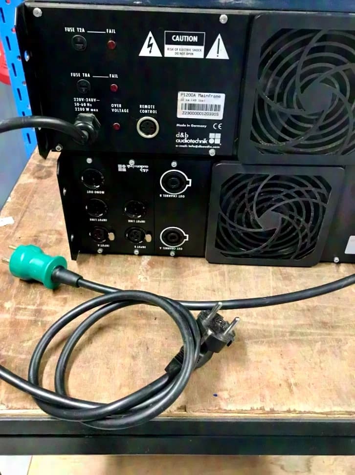 d&b P1200
