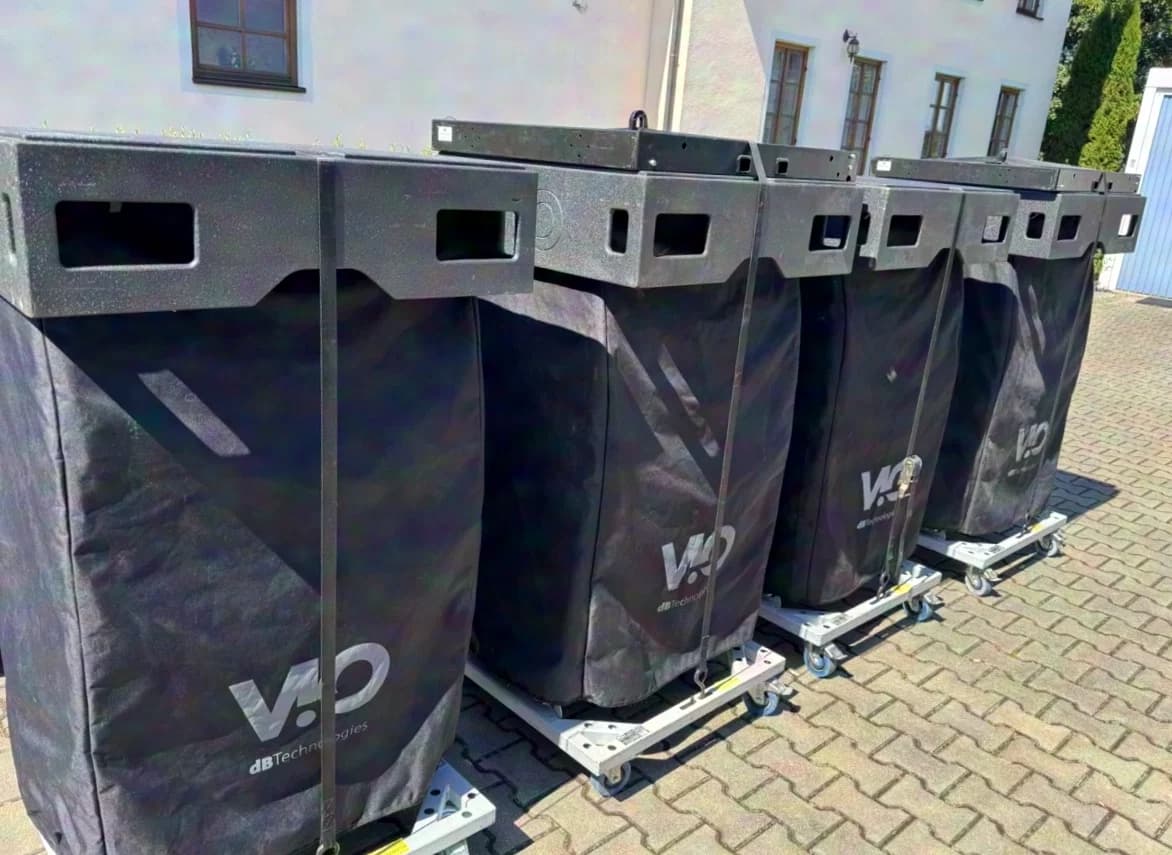 dbtechnologies VIO L1610 Linearray, S218 Subwoofer, Set système Linearray