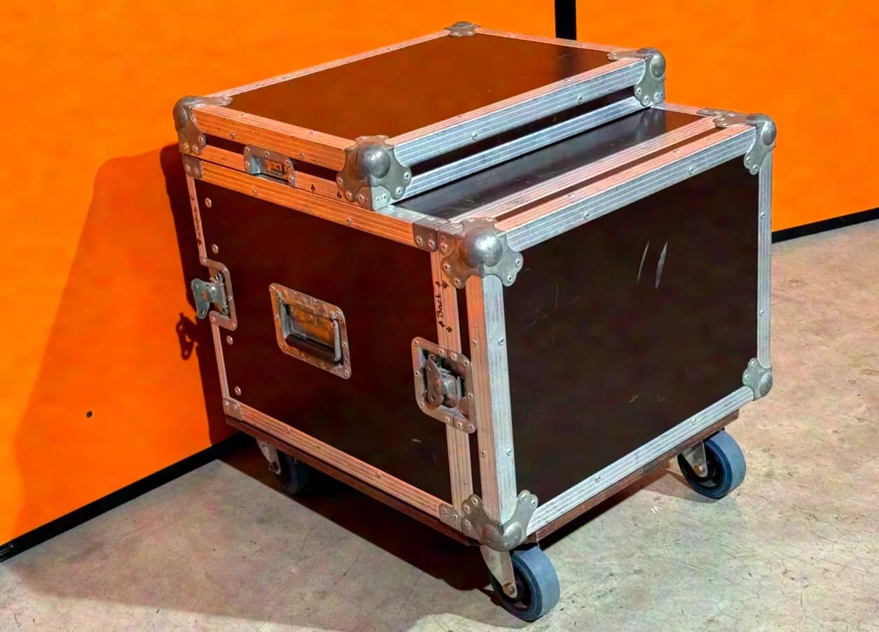 n.N. Double Door Rack, 8HE, marron